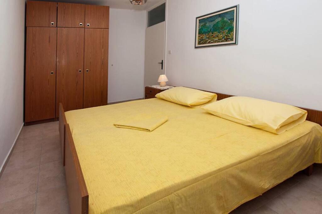 Sara apartment Punta Omis near sandy beach Bagian luar foto